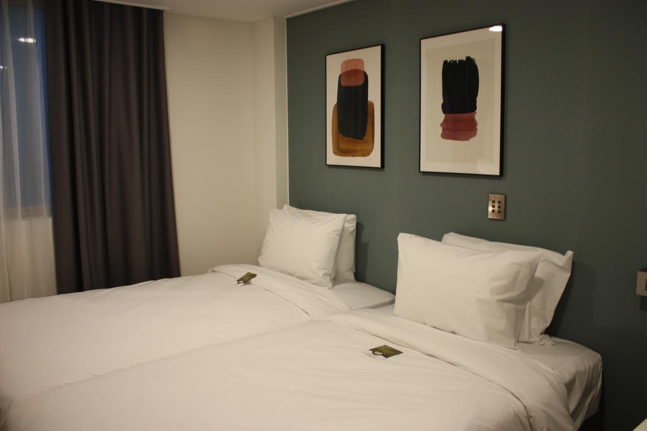 סיאול The Hotel Young Inn מראה חיצוני תמונה