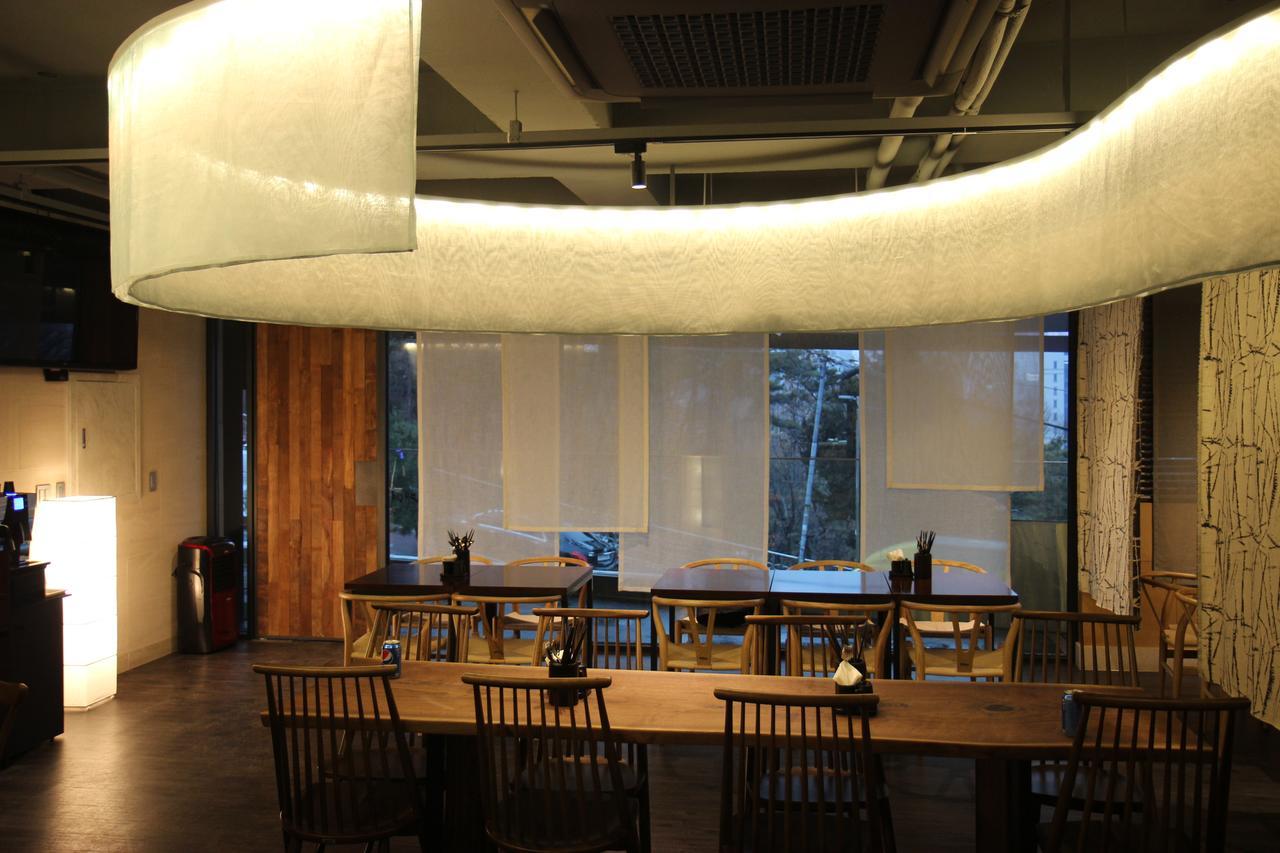 סיאול The Hotel Young Inn מראה חיצוני תמונה