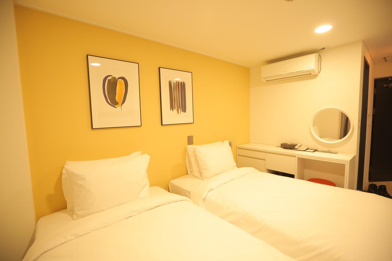 סיאול The Hotel Young Inn מראה חיצוני תמונה