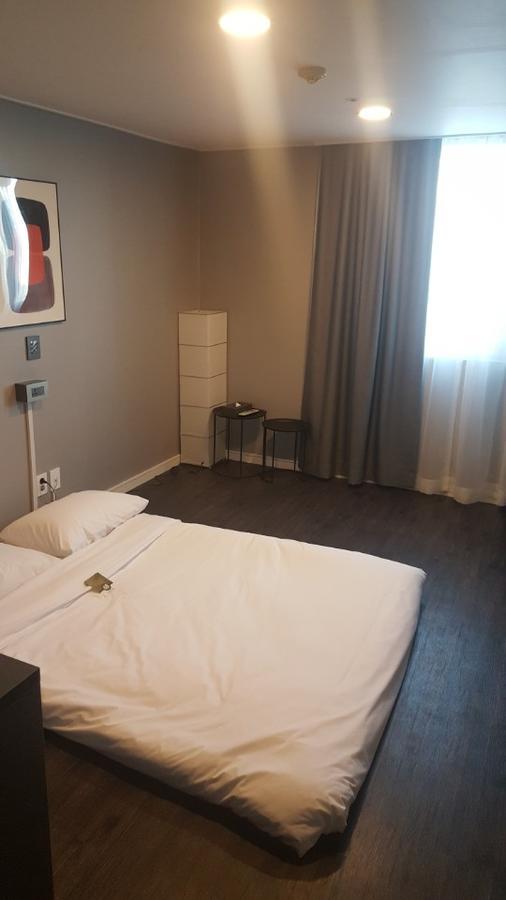 סיאול The Hotel Young Inn מראה חיצוני תמונה